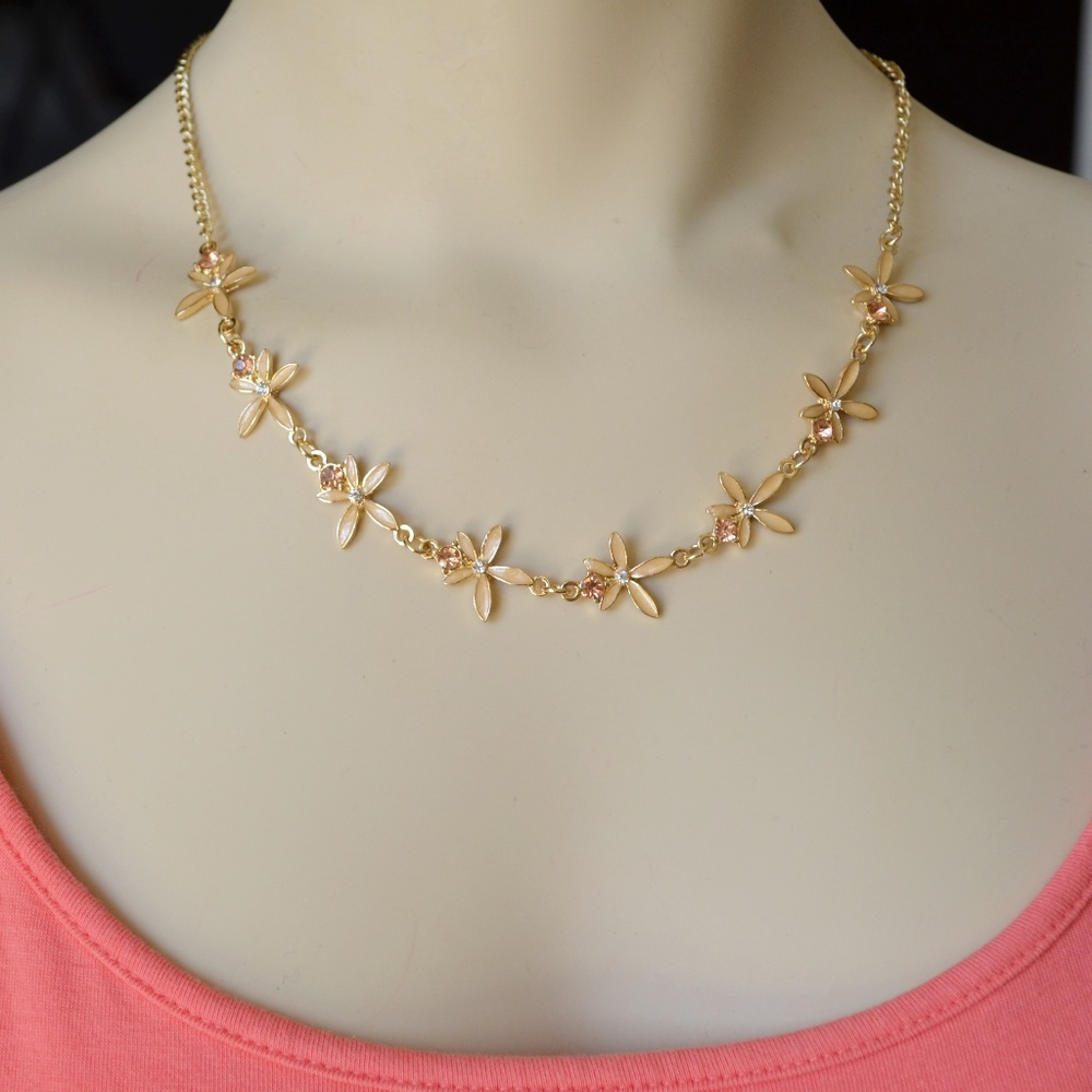 Floral Enamel & Faux Crystals Necklace